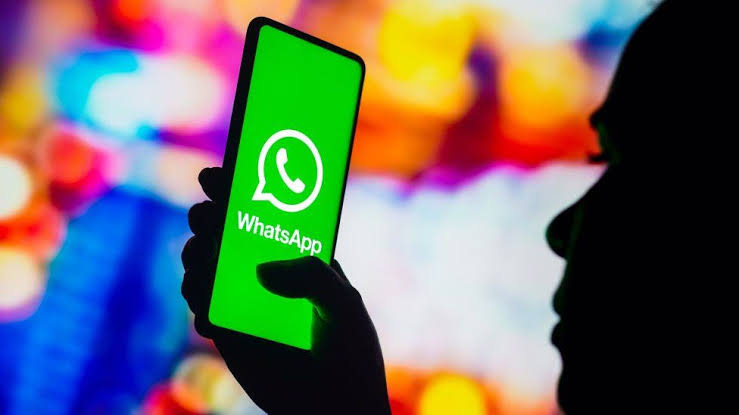 WhatsApp bypasses government bans through proxies