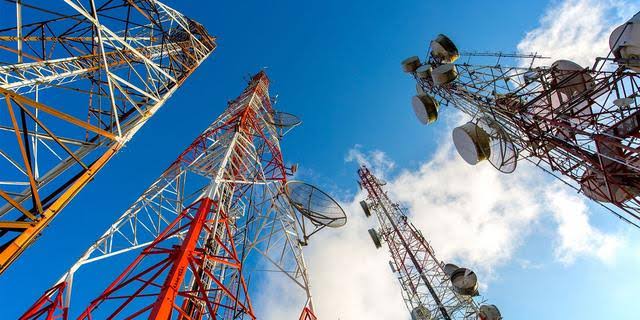 Nigerians to bear FG's 5% new telecom tax