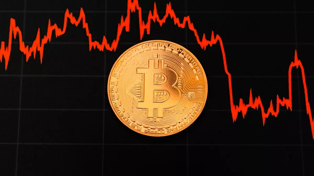 Bitcoin price drops below $60,000 may result to panic selling-Expert warns