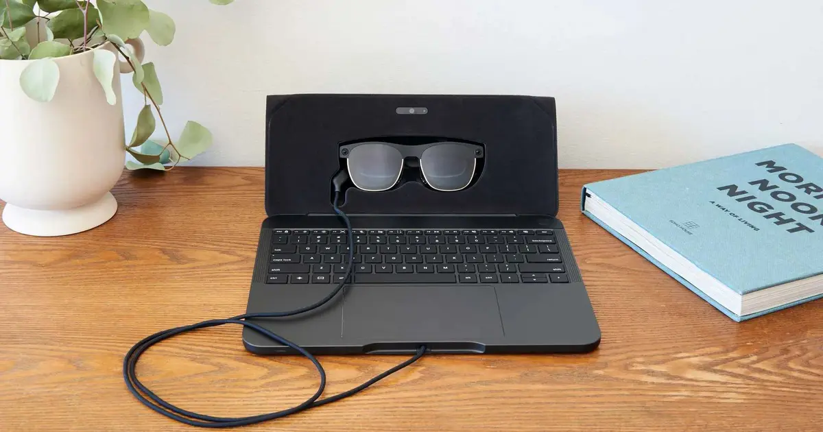 Spacetop G1’s Screenless Laptop uses AR Glasses