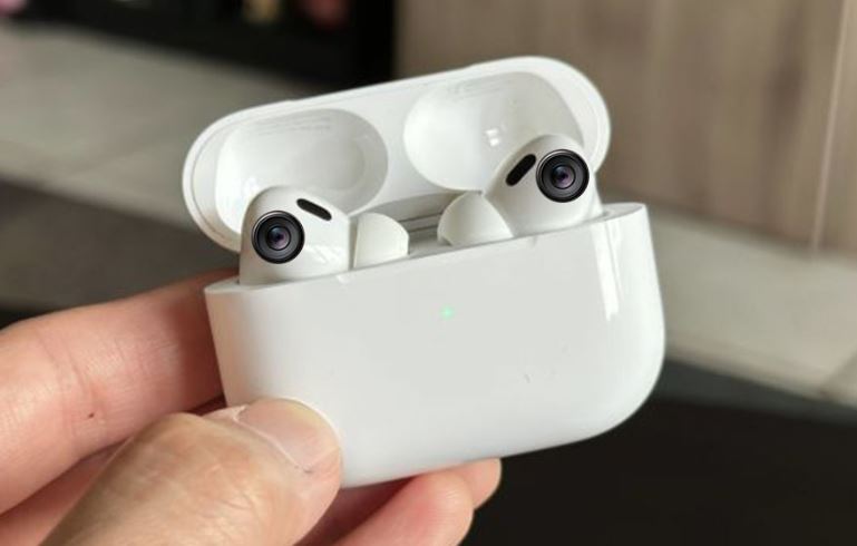 Apple starting mass production of AirPods with cameras by 2026