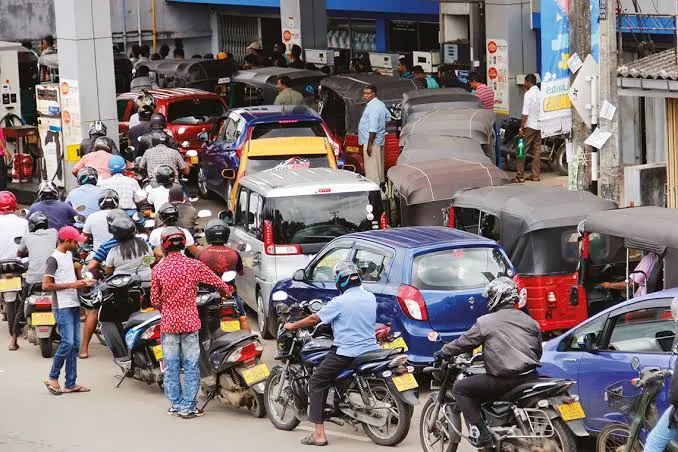 Ride-hailing companies in Nigeria face fare dilemma amidst fuel price surge