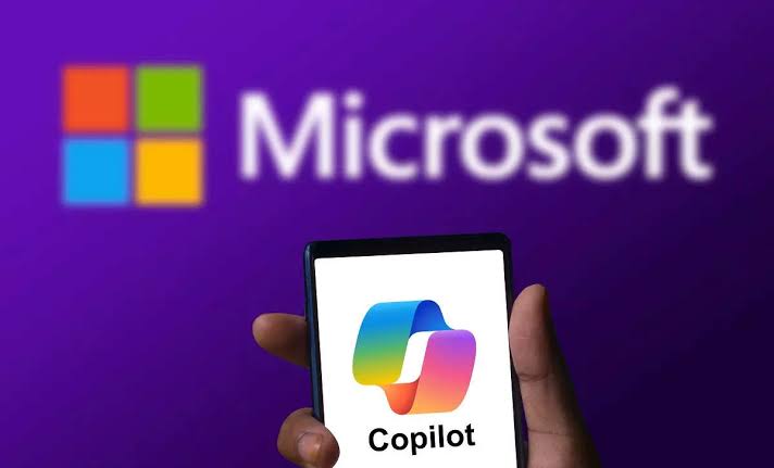 Microsoft weans off OpenAI, expands Microsoft 365 Copilot with other AI models